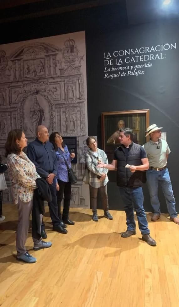La visita guiada por la exposición