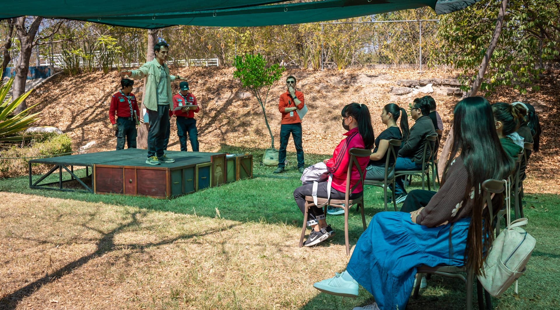 Equipo corporativo en el Desafío de Orientación Estratégica (9)