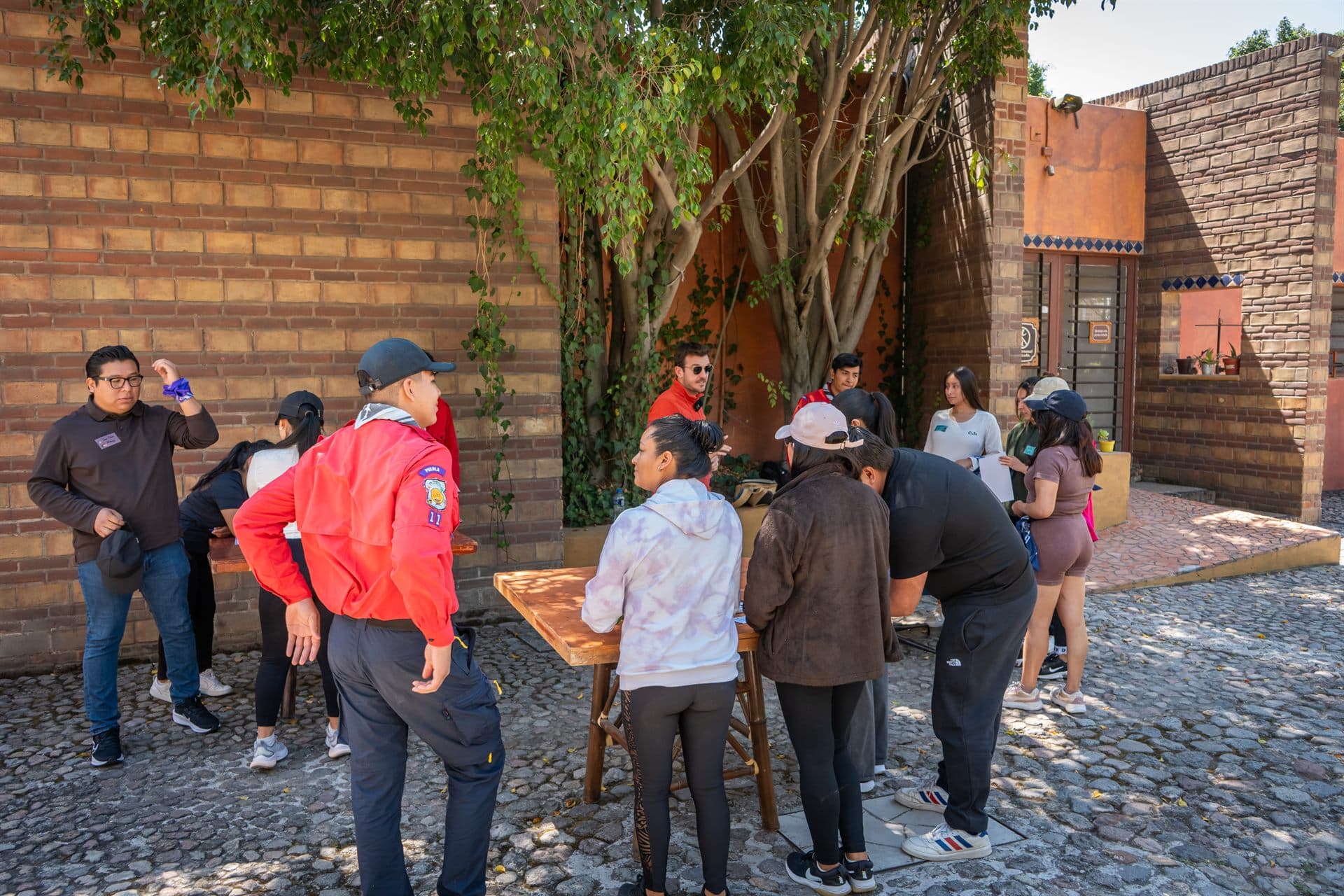 Equipo corporativo en el Desafío de Orientación Estratégica (13)