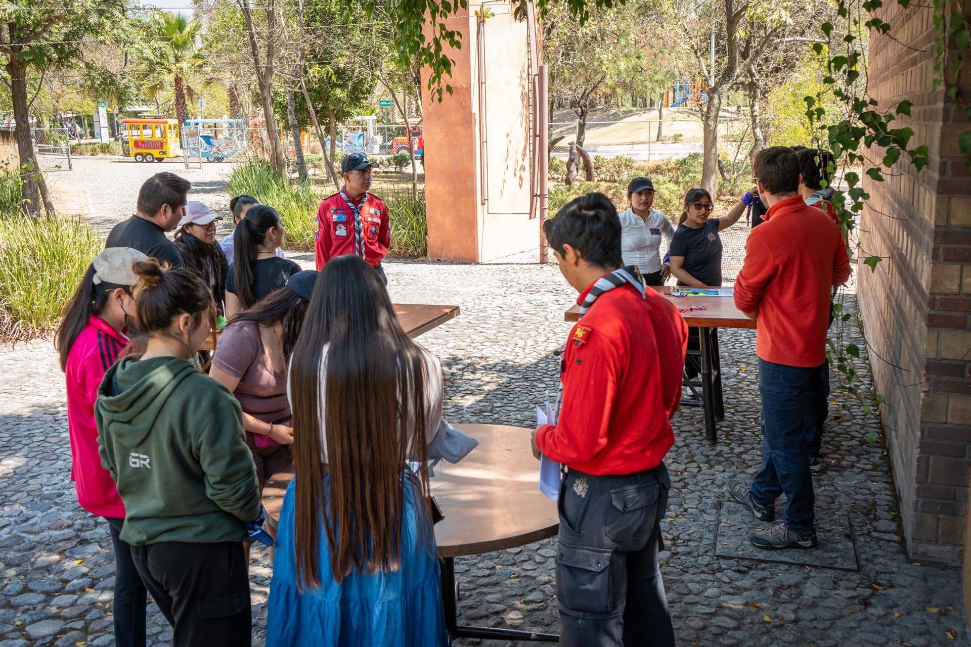 Equipo corporativo en el Desafío de Orientación Estratégica (24)