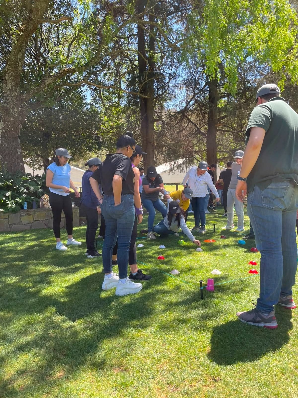 Círculo de trabajo en el jardín, durante una dinámica